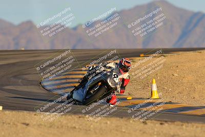 media/Dec-16-2023-CVMA (Sat) [[bb38a358a2]]/Race 13 Amateur Supersport Middleweight/